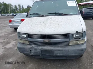 2005 Chevrolet Astro Cargo z VIN 1GCDM19X65B108694, wystawiony jako IAAI lot #42292530 z przebiegiem 120 426 mil mil oraz . Historia ofert i sprzedaży dostępna na DreamBid. Obrazek 16.