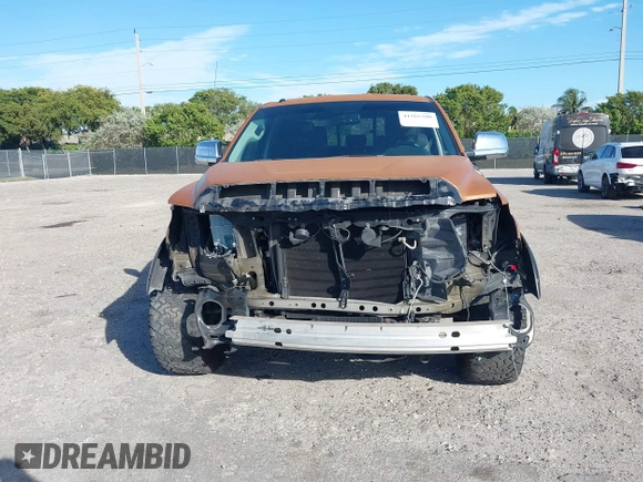 2016 Toyota Tundra SR z VIN 5TFRM5F19GX102715, wystawiony jako IAAI lot #41265300 z przebiegiem 109 619 mil mil oraz . Historia ofert i sprzedaży dostępna na DreamBid. Obrazek 13.