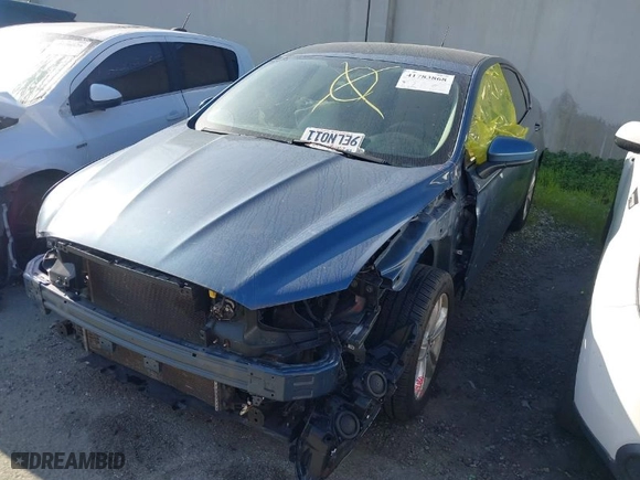 2018 Ford Fusion SE with VIN 3FA6P0HD3JR183110, listed as a IAAI auction lot 41783868 with 43,809 mi miles. Bid and sale history available at carsss.com. Image 2.