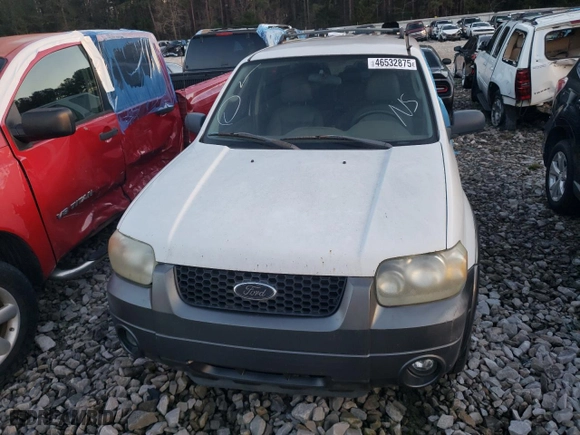 2005 Ford Escape XLT with VIN 1FMYU03165KB30111, listed as a Copart auction lot 46532875 with 155,544 mi miles and Salvage Title. Bid and sale history available at carsss.com. Image 5.