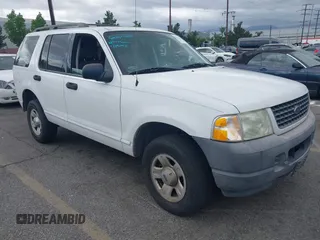 2003 Ford Explorer XLS z VIN 1FMZU72K53UB84654, wystawiony jako IAAI lot #42256405 z przebiegiem 110 527 mil mil oraz . Historia ofert i sprzedaży dostępna na DreamBid. Obrazek 1.