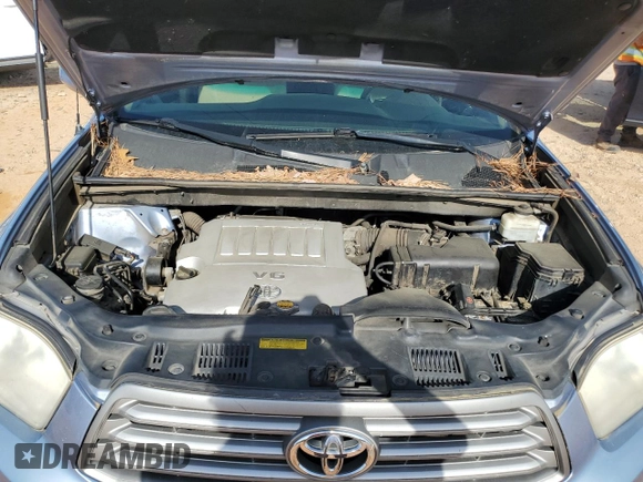 2010 Toyota Highlander with VIN 5TDZK3EH4AS016721, listed as a Copart auction lot 53937135 with 227,111 mi miles and Salvage title. Bid and sale history available at DreamBid. Image 12.