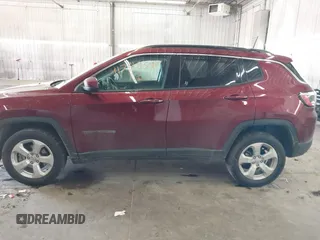 2021 Jeep Compass Altitude z VIN 3C4NJDBB0MT552227, wystawiony jako IAAI lot #41731839 z przebiegiem 34 453 mil mil oraz . Historia ofert i sprzedaży dostępna na DreamBid. Obrazek 15.