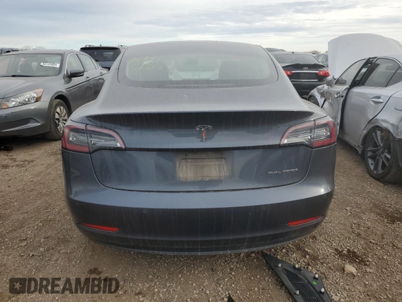 2018 Tesla Model 3 Long Range Battery z VIN 5YJ3E1EB3JF103804, wystawiony jako Copart lot #83752134 z przebiegiem 128 507 mil mil oraz Szkoda całkowita • Salvage title. Historia ofert i sprzedaży dostępna na DreamBid. Obrazek 6.