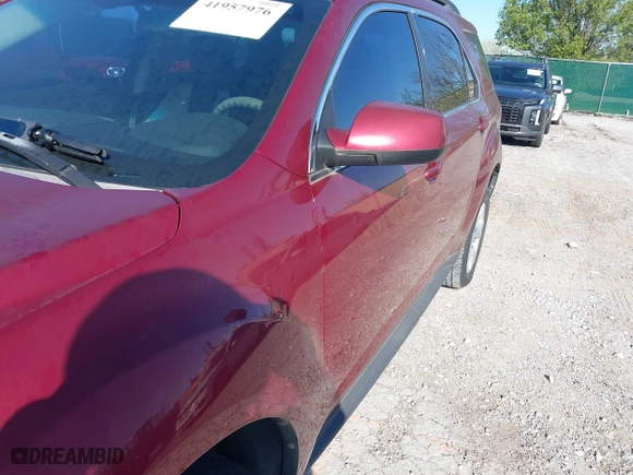 2010 Chevrolet Equinox LT w/1LT with VIN 2CNALDEW2A6270822, listed as a IAAI auction lot 41957976 with 171,234 mi miles. Bid and sale history available at carsss.com. Image 6.