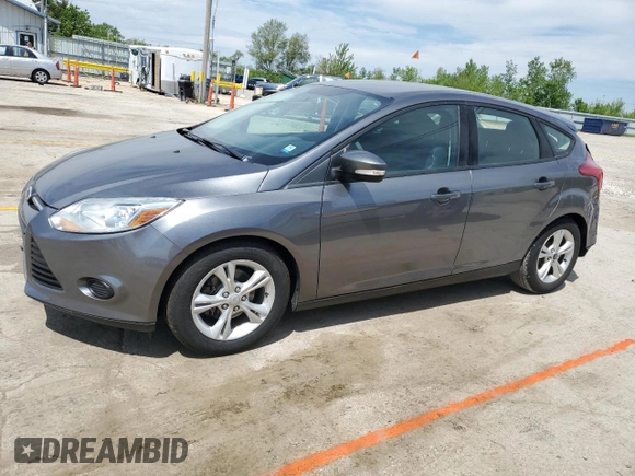 2014 Ford Focus SE z VIN 1FADP3K21EL424134, wystawiony jako Copart lot #56692545 z przebiegiem 46 342 mil mil oraz Szkoda całkowita • Salvage title. Historia ofert i sprzedaży dostępna na DreamBid. Obrazek 1.