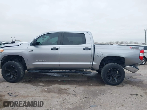 2016 Toyota Tundra SR5 z VIN 5TFDW5F12GX571892, wystawiony jako IAAI lot #41415290 z przebiegiem 190 505 mil mil oraz . Historia ofert i sprzedaży dostępna na DreamBid. Obrazek 14.