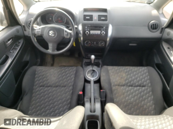 2008 Suzuki SX4 Regional Edition z VIN JS2YA413X85100336, wystawiony jako Copart lot #72749274 z przebiegiem 376 512 mil mil oraz Czysty tytuł • Clean title. Historia ofert i sprzedaży dostępna na DreamBid. Obrazek 8.