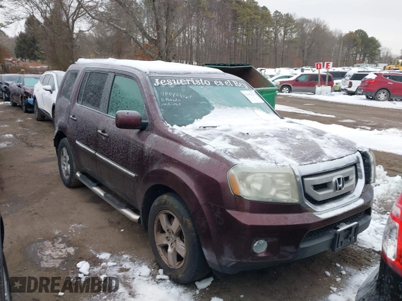 2011 Honda Pilot EX-L with VIN 5FNYF4H56BB024171, listed as a IAAI auction lot 41442621 with 105,104 mi miles. Bid and sale history available at carsss.com. Image 13.