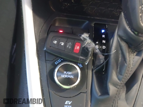 2020 Toyota RAV4 Hybrid XLE with VIN 2T3RWRFV0LW082793, listed as a IAAI auction lot 41674569 with 50,224 mi miles and . Bid and sale history available at DreamBid. Image 11.