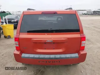 2008 Jeep Patriot Sport z VIN 1J8FT28W58D547879, wystawiony jako IAAI lot #41964758 z przebiegiem 97 941 mil mil oraz . Historia ofert i sprzedaży dostępna na DreamBid. Obrazek 17.