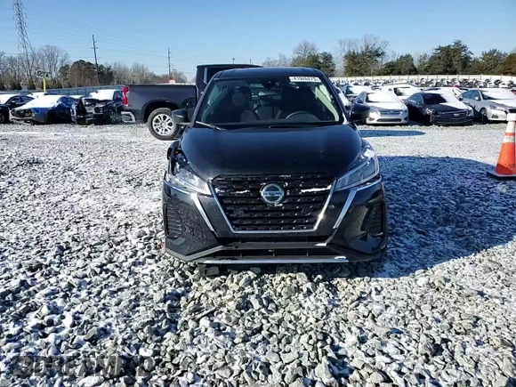2021 Nissan Kicks S with VIN 3N1CP5BV4ML470896, listed as a Copart auction lot 41926275 with 80,806 mi miles and Salvage Title. Bid and sale history available at carsss.com. Image 10.