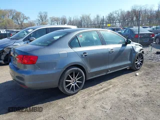 2012 Volkswagen Jetta S с VIN 3VW2K7AJ2CM417329, выставлен на аукционе IAAI как лот 41972316 с пробегом 200 299 миль миль и . История ставок и продаж доступна на DreamBid. Изображение 4.