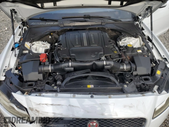 2016 Jaguar XF 35t Prestige with VIN SAJBE4BV6GCY13475, listed as a Copart auction lot 68236854 with 85,026 mi miles and Salvage Title. Bid and sale history available at carsss.com. Image 12.