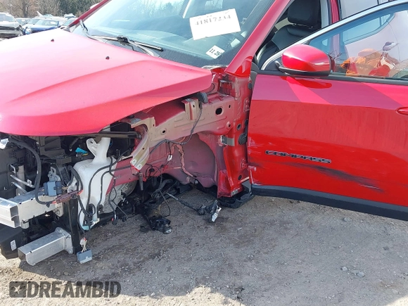 2021 Jeep Compass Latitude with VIN 3C4NJDBB4MT534538, listed as a IAAI auction lot 41817234 with 35,107 mi miles and . Bid and sale history available at DreamBid. Image 17.