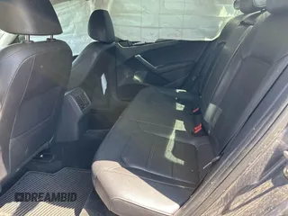 2015 Volkswagen Passat SE z VIN 1VWBV7A38FC025826, wystawiony jako IAAI lot #42108113 z przebiegiem 139 459 mil mil oraz . Historia ofert i sprzedaży dostępna na DreamBid. Obrazek 8.