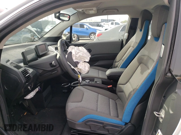 2021 BMW i3 with VIN WBY8P2C0XM7K09697, listed as a Copart auction lot 72103422 with 2,824 mi miles. Bid and sale history available at carsss.com. Image 7.