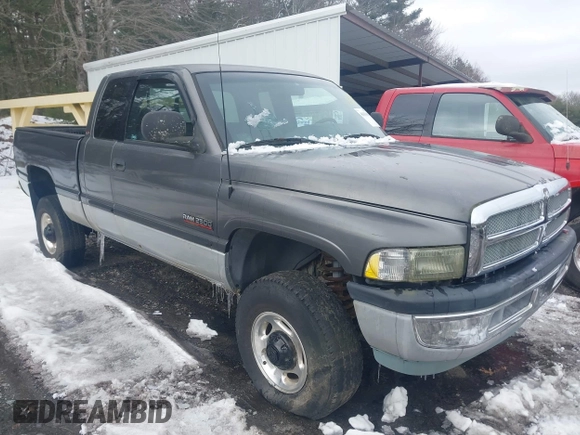 2001 Dodge Ram 2500 with VIN 3B7KF23681G808869, listed as a IAAI auction lot 41633680 with 154,452 mi miles. Bid and sale history available at carsss.com. Image 1.