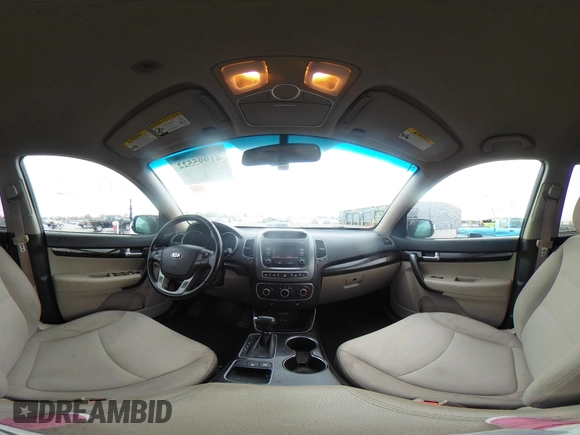 2015 Kia Sorento LX with VIN 5XYKTCA61FG568054, listed as a IAAI auction lot 41995522 with 229,631 mi miles. Bid and sale history available at carsss.com. Image 18.