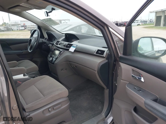 2016 Honda Odyssey EX with VIN 5FNRL5H43GB091540, listed as a IAAI auction lot 41972835 with 84,177 mi miles. Bid and sale history available at carsss.com. Image 5.