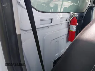 2020 Ford Transit с VIN 1FDBF6Z88LKA32248, выставлен на аукционе IAAI как лот 42589011 с пробегом Не указан миль и . История ставок и продаж доступна на DreamBid. Изображение 8.