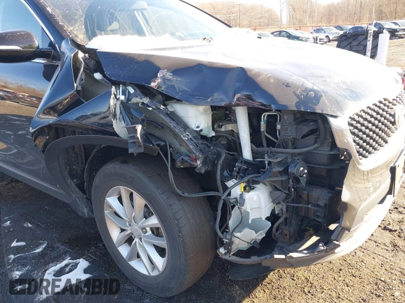 2018 Kia Sorento LX with VIN 5XYPGDA35JG404725, listed as a IAAI auction lot 41188949 with 48,229 mi miles. Bid and sale history available at carsss.com. Image 6.
