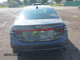 2021 Kia Forte LXS с VIN 3KPF24AD9ME274324, выставлен на аукционе IAAI как лот 42452286 с пробегом 24 577 миль миль и . История ставок и продаж доступна на DreamBid. Изображение 16.
