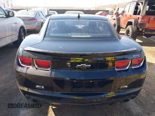 2011 Chevrolet Camaro 1LT с VIN 2G1FB1ED6B9119968, выставлен на аукционе IAAI как лот 41624720 с пробегом 161 417 миль миль и . История ставок и продаж доступна на DreamBid. Изображение 16.