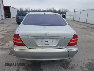 2002 Mercedes-Benz S-Class 5.0L with VIN WDBNG75J12A246997, listed as a IAAI auction lot 41566423 with 181,940 mi miles. Bid and sale history available at carsss.com. Image 16.