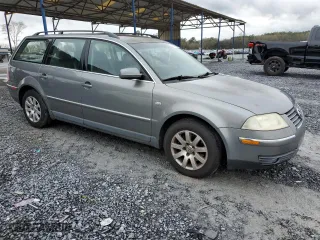 2002 Volkswagen Passat GLS with VIN WVWVD63B82E377059, listed as a Copart auction lot 49886895 with 181,862 mi miles and Salvage Title. Bid and sale history available at carsss.com. Image 4.