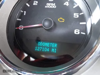 2007 Chevrolet Silverado 1500 LT w/1LT with VIN 3GCEK13C27G537311, listed as a IAAI auction lot 41559010 with 127,104 mi miles. Bid and sale history available at carsss.com. Image 15.