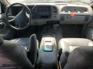1995 Chevrolet Tahoe with VIN 1GNEK13K6SJ415105, listed as a Copart auction lot 65960124 with 219,821 mi miles and Salvage Title. Bid and sale history available at carsss.com. Image 8.