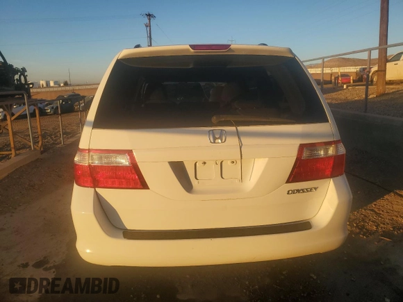 2005 Honda Odyssey EX z VIN 5FNRL38475B006619, wystawiony jako Copart lot #85041494 z przebiegiem Nie podano mil oraz Szkoda całkowita • Salvage title. Historia ofert i sprzedaży dostępna na DreamBid. Obrazek 6.