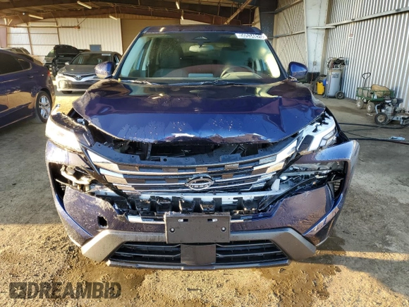 2025 Nissan Rogue SV with VIN 5N1BT3BA4SC811997, listed as a Copart auction lot 50534825 with 4,017 mi miles and Clean Title. Bid and sale history available at DreamBid. Image 5.
