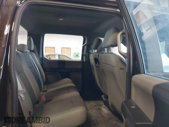 2018 Ford F-150 XL with VIN 1FTEW1EP2JFB69449, listed as a IAAI auction lot 41731427 with 111,922 mi miles. Bid and sale history available at carsss.com. Image 8.
