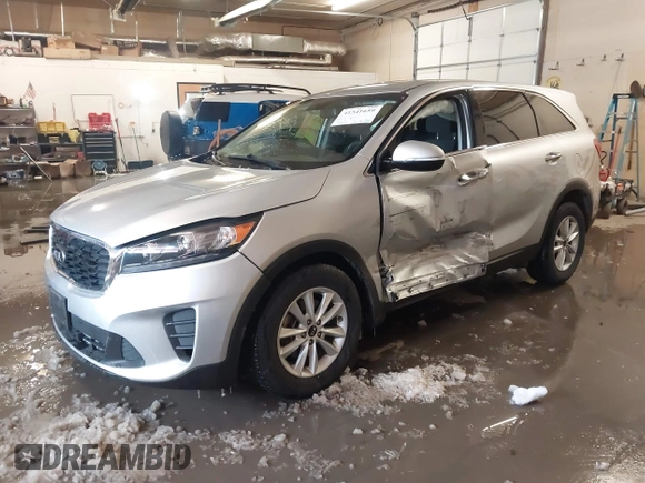 2020 Kia Sorento LX V6 with VIN 5XYPGDA53LG647938, listed as a IAAI auction lot 41541659 with 75,161 mi miles. Bid and sale history available at carsss.com. Image 18.