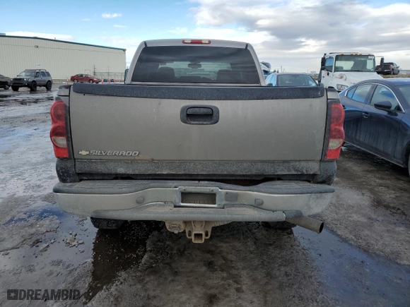 2006 Chevrolet Silverado 2500HD LT3 with VIN 1GCHK23D96F158852, listed as a Copart auction lot 88133095 with 280,785 mi miles and Salvage Title. Bid and sale history available at carsss.com. Image 6.