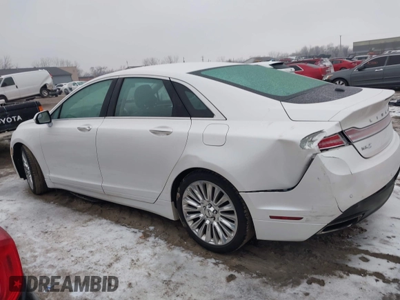 2016 Lincoln MKZ with VIN 3LN6L2G9XGR611001, listed as a IAAI auction lot 41556560 with 95,490 mi miles and . Bid and sale history available at DreamBid. Image 14.