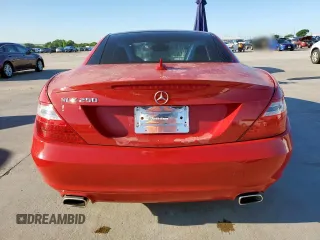 2015 Mercedes-Benz SLK 250 z VIN WDDPK4HA8FF108049, wystawiony jako Copart lot #56337355 z przebiegiem Nie podano mil oraz Tytuł czysty. Historia ofert i sprzedaży dostępna na DreamBid. Obrazek 6.