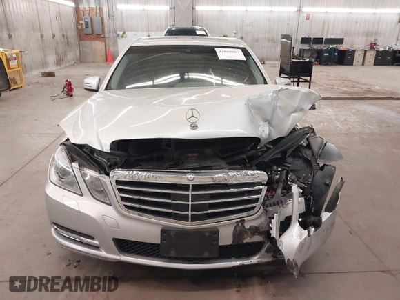 2011 Mercedes-Benz E 550 Luxury с VIN WDDHF7CBXBA346597, выставлен на аукционе IAAI как лот 42060007 с пробегом 120 123 миль миль и . История ставок и продаж доступна на DreamBid. Изображение 12.