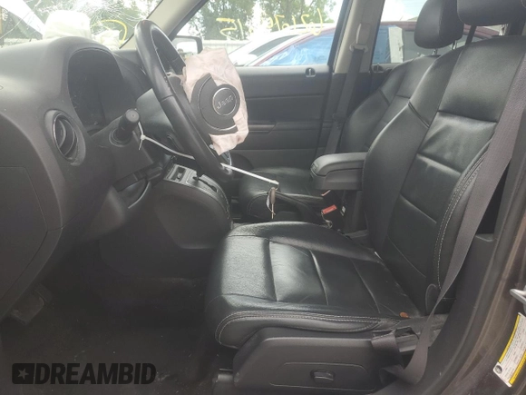 2017 Jeep Patriot High Altitude with VIN 1C4NJRFB7HD110449, listed as a Copart auction lot 62674615 with 117,397 mi miles and Salvage title. Bid and sale history available at DreamBid. Image 7.