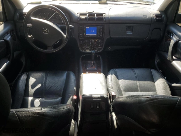 2001 Mercedes-Benz M-Class with VIN 4JGAB54E81A274037, listed as a Copart auction lot 76555544 with 202,446 mi miles and Salvage Title. Bid and sale history available at carsss.com. Image 8.
