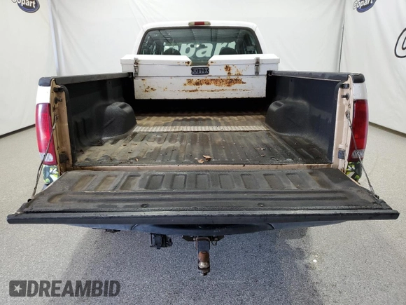 2004 Ford F-350 XL с VIN 1FTSW30L54EC18947, выставлен на аукционе Copart как лот 58746445 с пробегом 192 511 миль миль и Чистый • Clean title. История ставок и продаж доступна на DreamBid. Изображение 10.