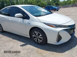 2017 Toyota Prius Plus with VIN JTDKARFP8H3050735, listed as a IAAI auction lot 42664050 with 70,993 mi miles and . Bid and sale history available at DreamBid. Image 1.