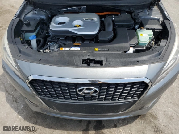 2017 Hyundai Sonata Hybrid Limited with VIN KMHE34L34HA071262, listed as a Copart auction lot 52198895 with 136,943 mi miles and Salvage Title. Bid and sale history available at carsss.com. Image 11.