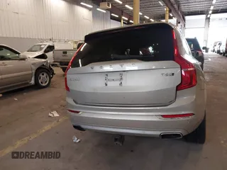 2016 Volvo XC90 T6 Inscription z VIN YV4A22PL7G1015431, wystawiony jako IAAI lot #41765381 z przebiegiem 83 471 mil mil oraz . Historia ofert i sprzedaży dostępna na DreamBid. Obrazek 17.