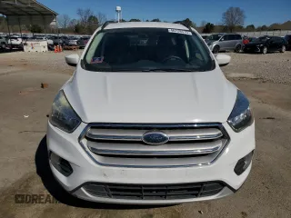 2018 Ford Escape SE with VIN 1FMCU9GD2JUA33280, listed as a Copart auction lot 48728515 with 122,823 mi miles and Clean Title. Bid and sale history available at carsss.com. Image 5.