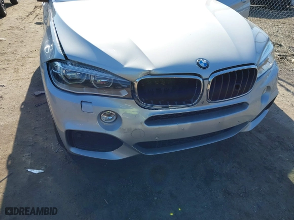 2016 BMW X5 xDrive35i with VIN 5UXKR0C58G0S93547, listed as a IAAI auction lot 41792909 with 155,304 mi miles. Bid and sale history available at carsss.com. Image 6.