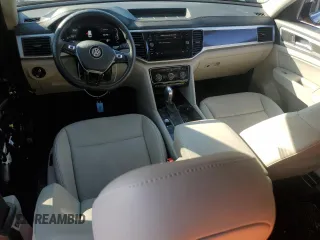 2019 Volkswagen Atlas SEL с VIN 1V2ER2CA3KC554712, выставлен на аукционе Copart как лот 85700544 с пробегом 50 400 миль миль и Списание • Salvage title. История ставок и продаж доступна на DreamBid. Изображение 8.