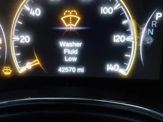 2018 Jeep Grand Cherokee High Altitude with VIN 1C4RJFCG6JC266462, listed as a IAAI auction lot 41206838 with 42,570 mi miles. Bid and sale history available at carsss.com. Image 15.